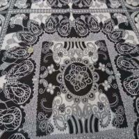 Voile de coton imprime blanc et noir8