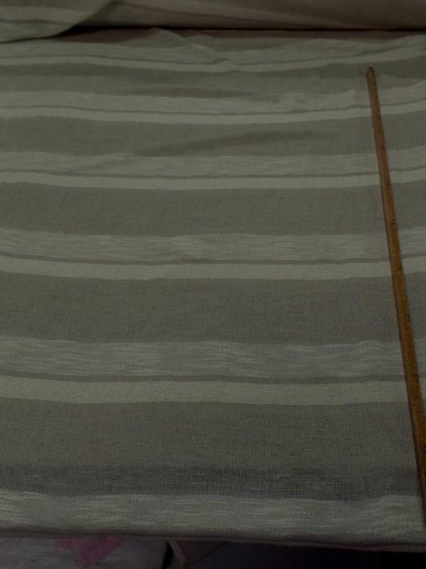 Voile de lin naturel 100 a bandes blanc cassé en 1 45m de large