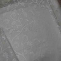 Voile de soie 100 ecrue a motifs brode blanc6
