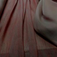 voile de soie 100% façonné taupe rouge vermillon