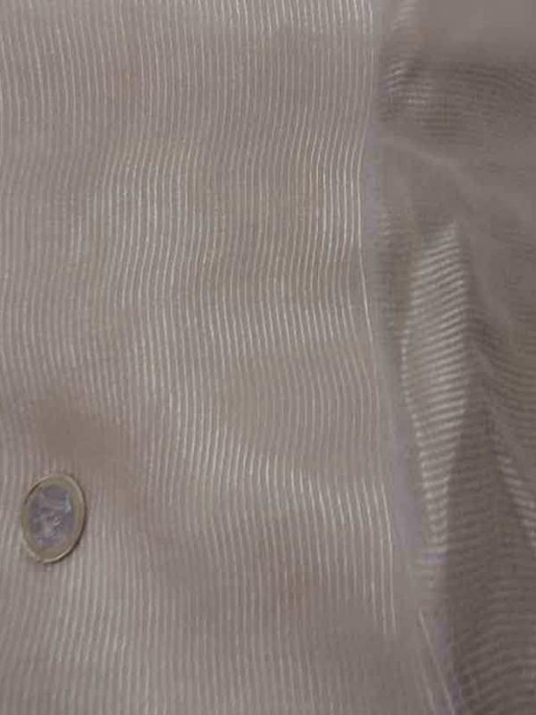 Voile de soie beige clair faconne 2 80m sur 1 60ml