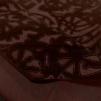 Voile de soie bordeaux a motifs dévorés aspect velours