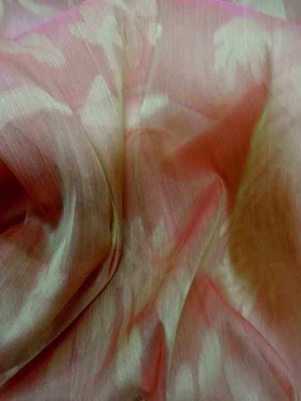 Voile de soie changeant orange rose a motifs
