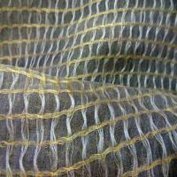 Voile de soie faconne kaki dore