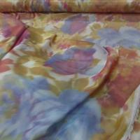 Voile polyester soyeux imprime grosse fleurs ton de terre 6